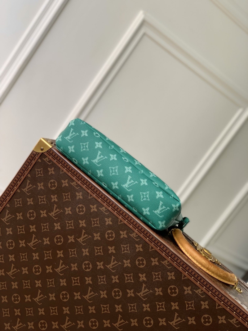 LV Clutch Bags